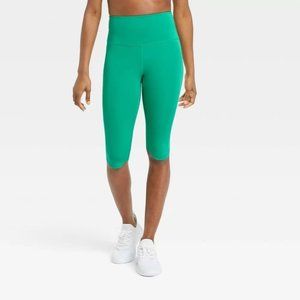 Women's Sculpt Ultra High-Rise Cropped Leggings 13" -All in Motion Vibrant Green